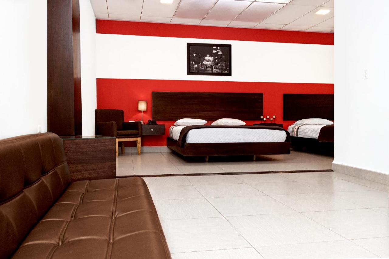 Zafra'S Hotel La Troncal المظهر الخارجي الصورة