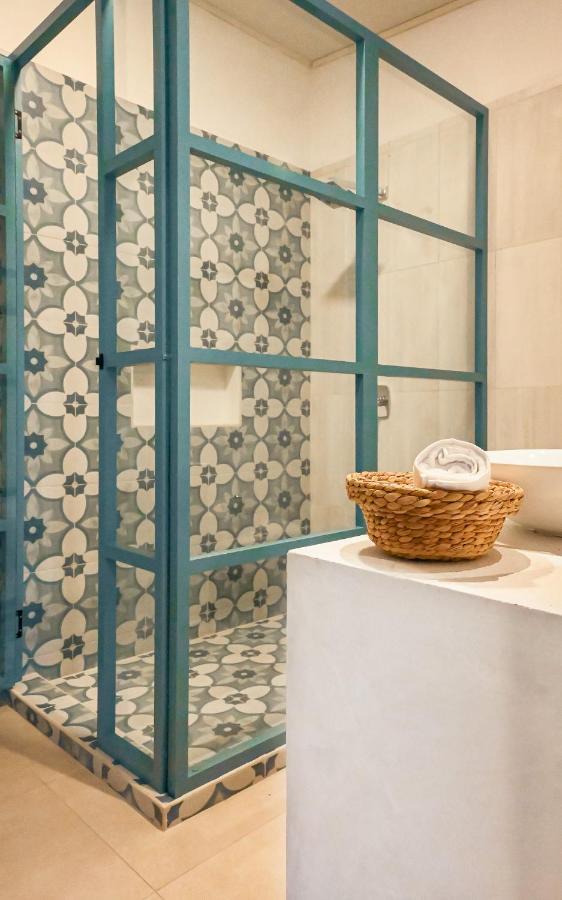 Zafra'S Hotel La Troncal المظهر الخارجي الصورة